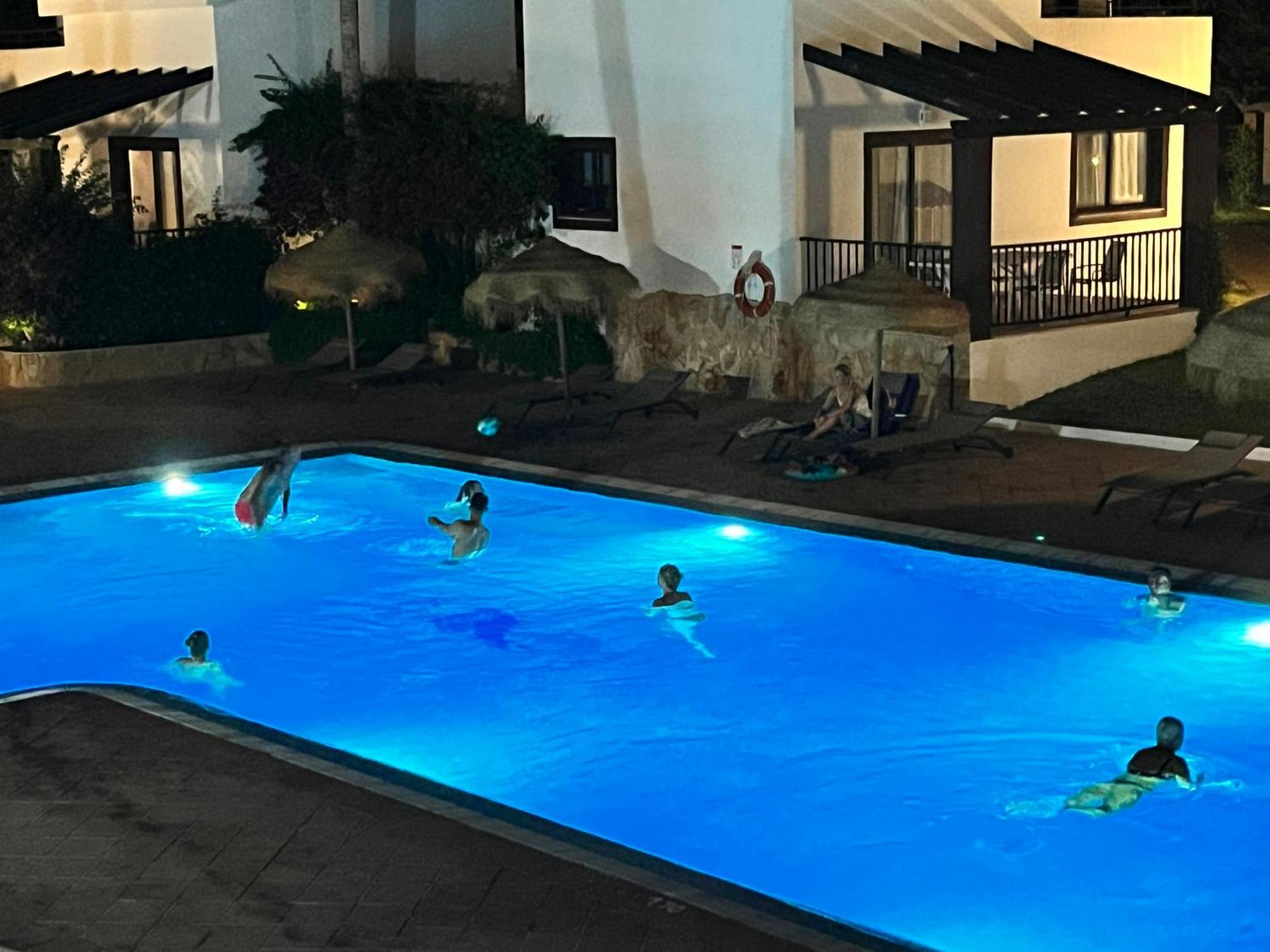 Nuramar Aparthotel Cala en Bosch Exteriér fotografie