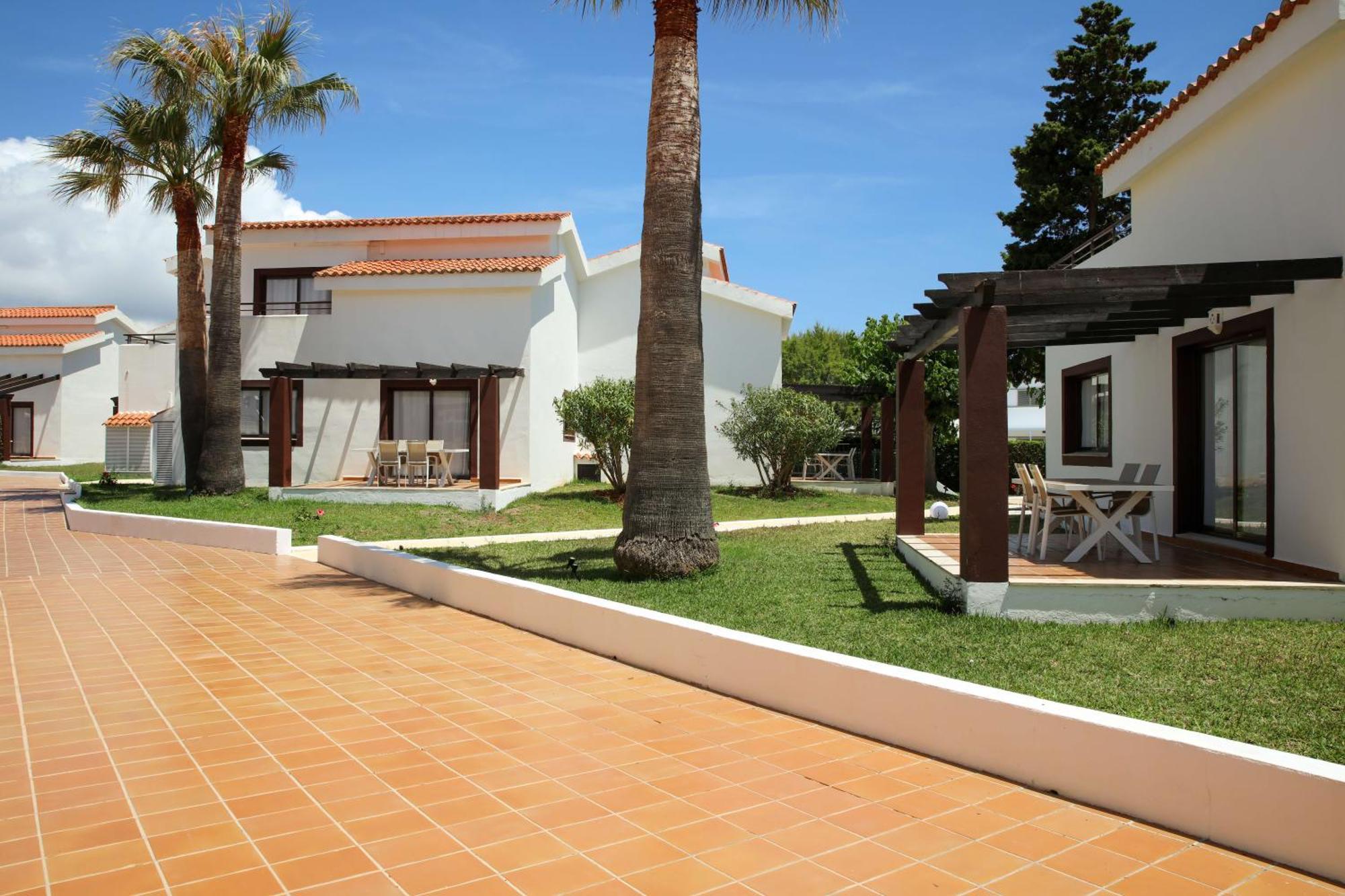 Nuramar Aparthotel Cala en Bosch Exteriér fotografie